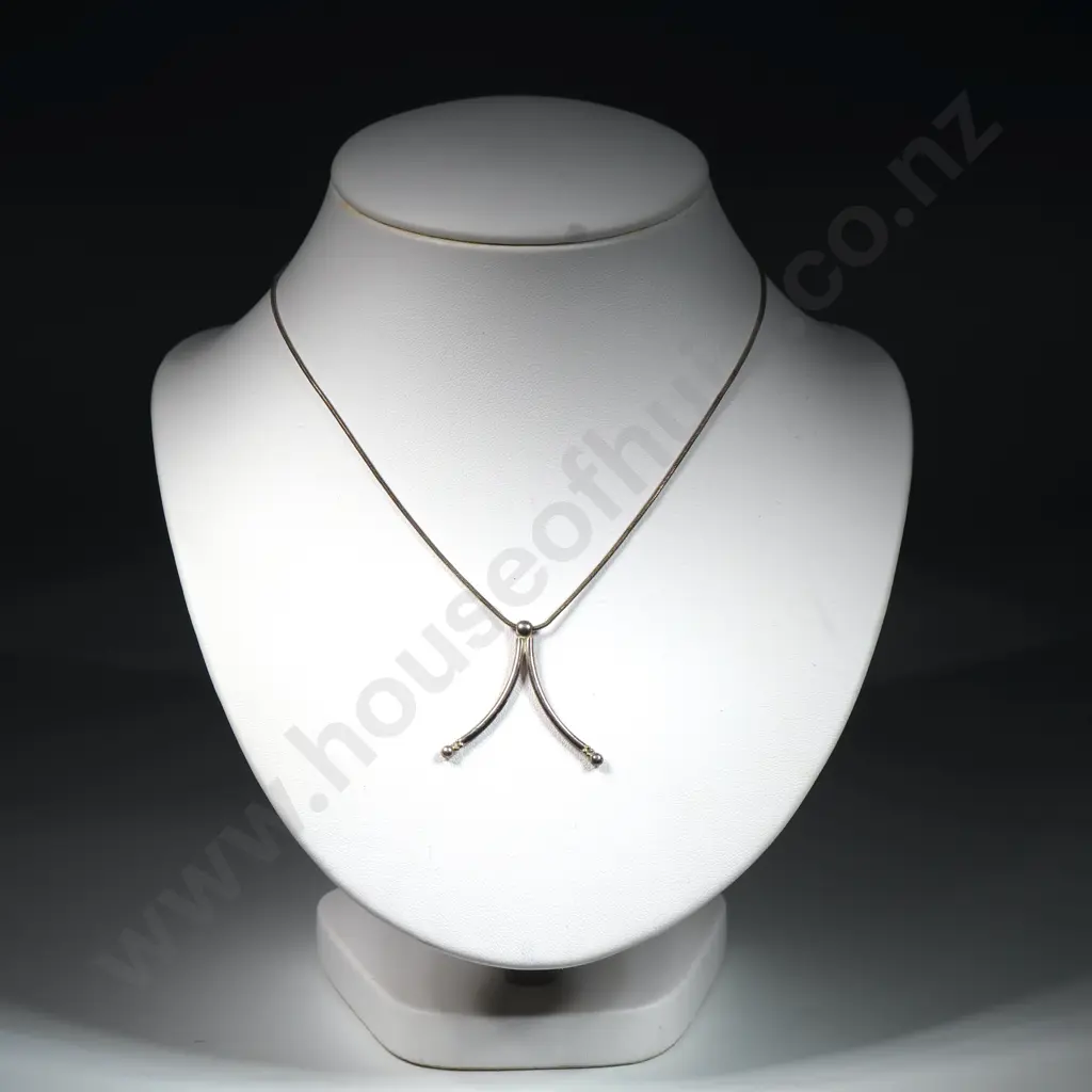 Sterling Silver Snake Chain & Wish Bone Pendant Image 1++