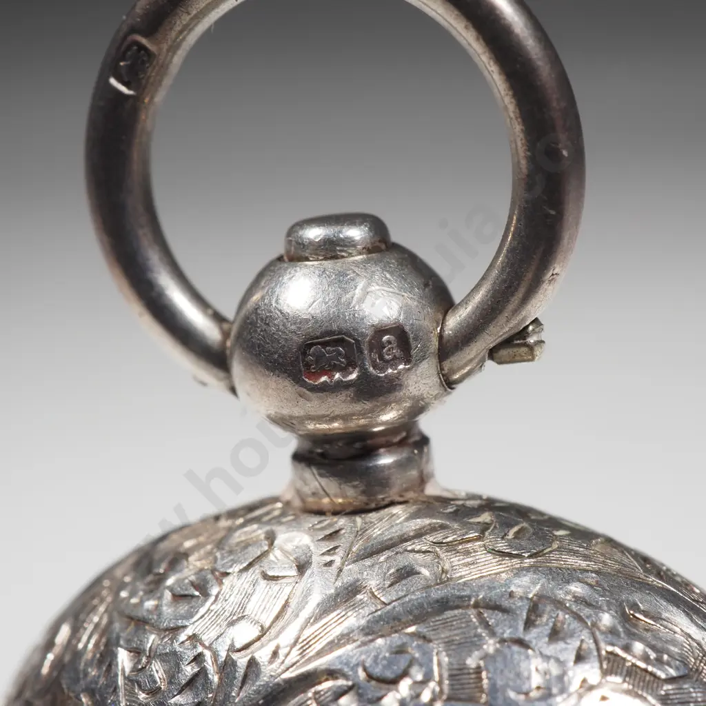 Sterling Silver Engraved Sovereign Case Image 1++