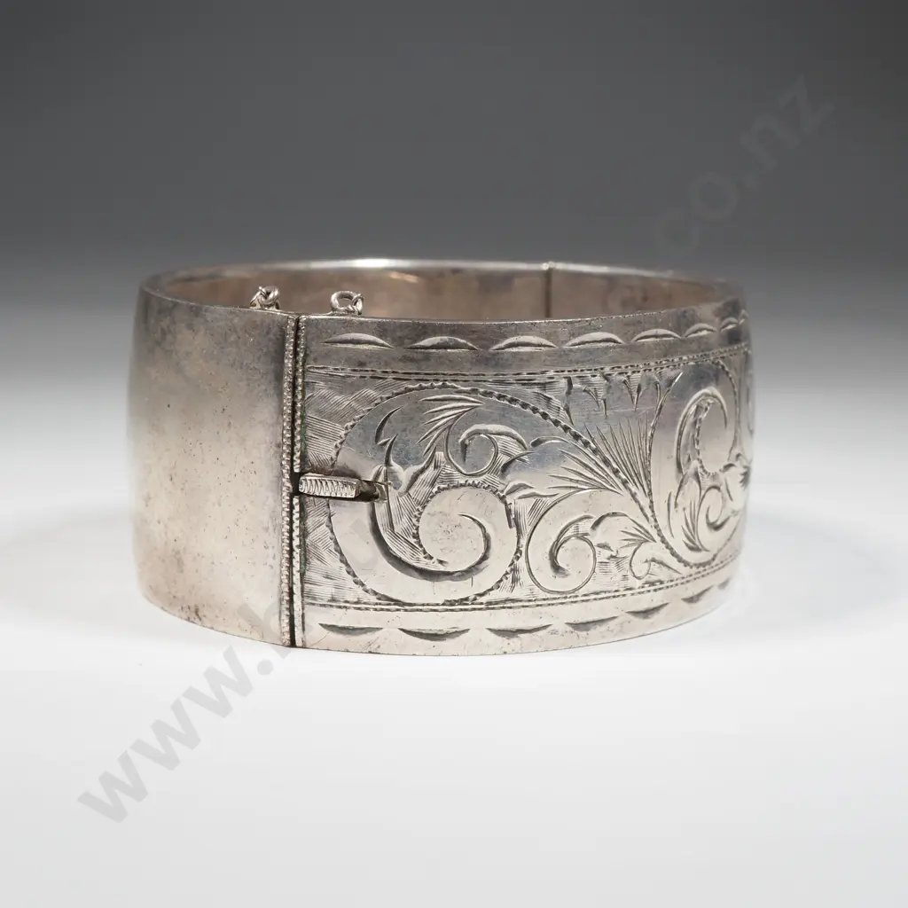 Wide Sterling Silver Hinged Bracelet w Scroll Decoration Image 1++