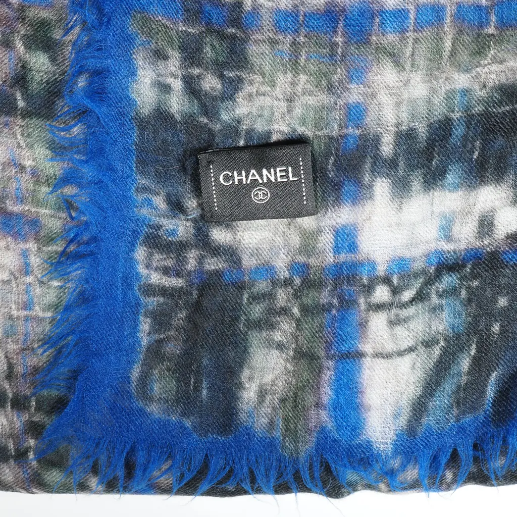 CHANEL Cashmere Shawl Image 1++