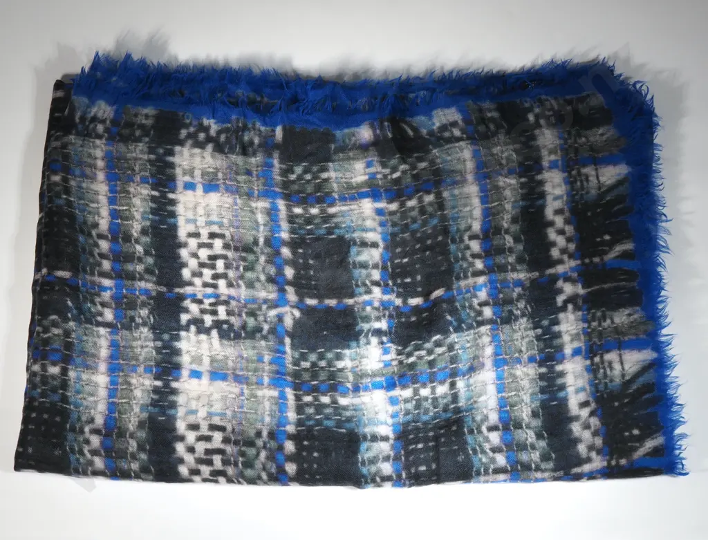 CHANEL Cashmere Shawl Image 1++