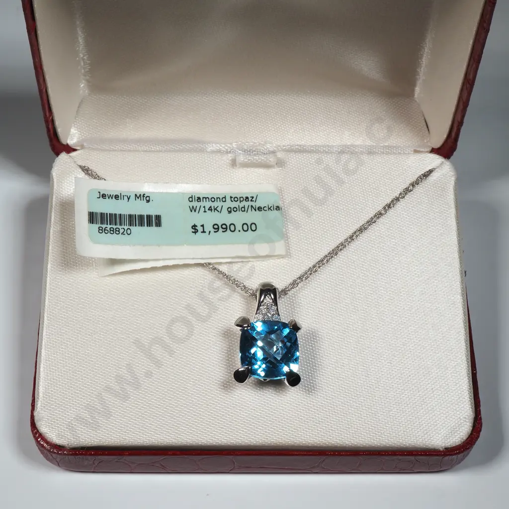 14ct Gold Blue Topaz & Diamond Pendant & Chain Image 1++