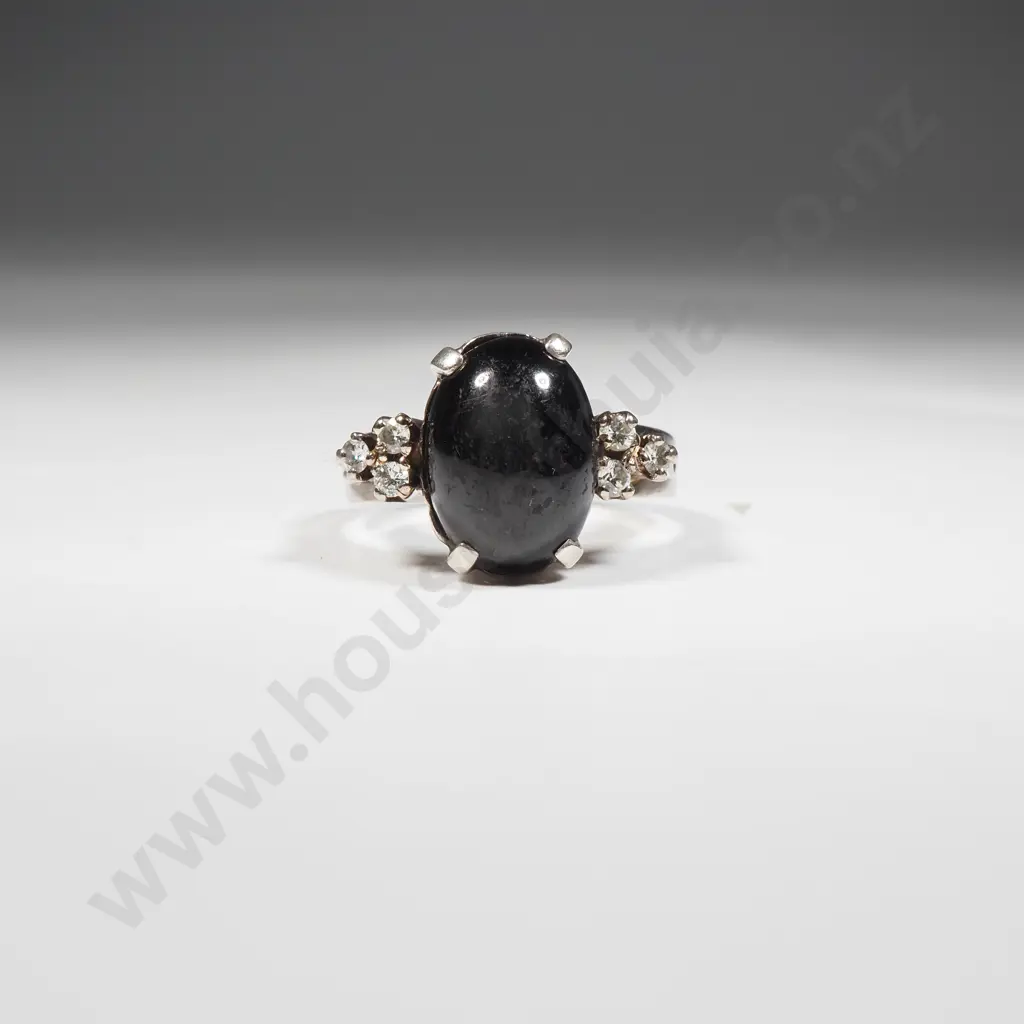 18ct White Gold Star Gem Ring Image 1++