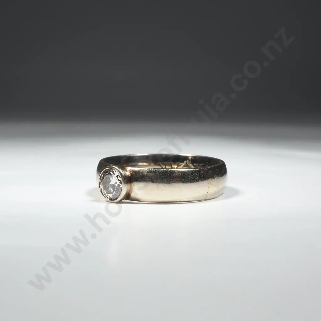 9ct White Gold Diamond Ring w Valuation - $3,915.00 Image 1++