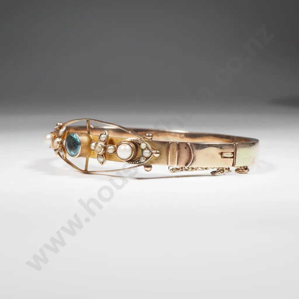 9ct Gold Hinged Bangle w Seed-pearls & Blue Gem Image 1++