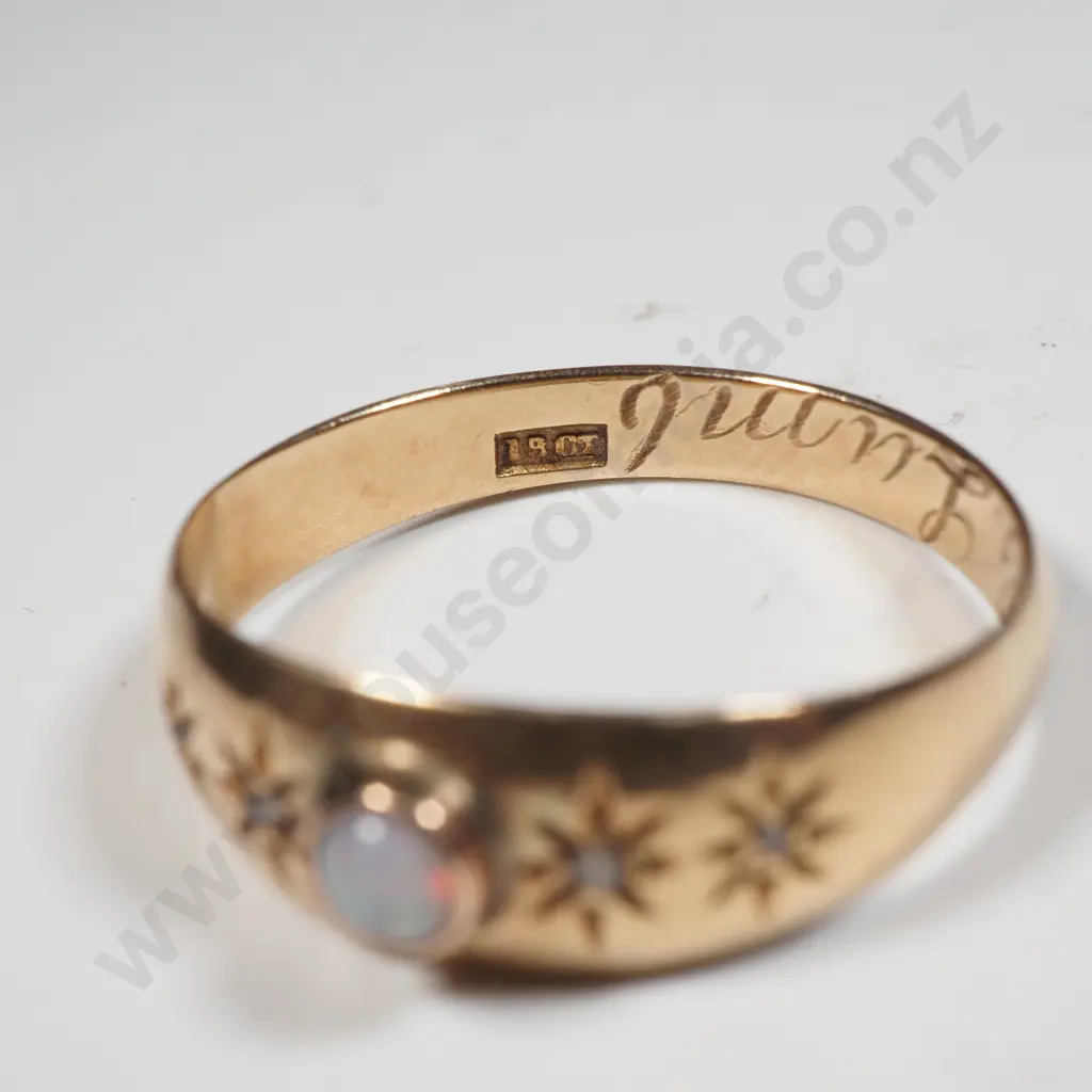 Antique 18ct Gold Opal Ring w English Hallmarks Image 1++