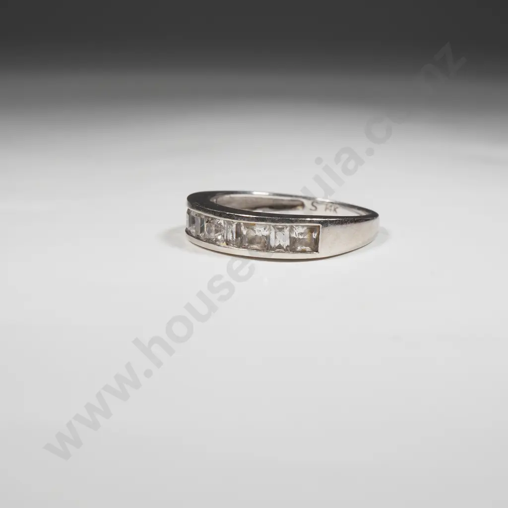 14ct White Gold CZ Ring Image 1++