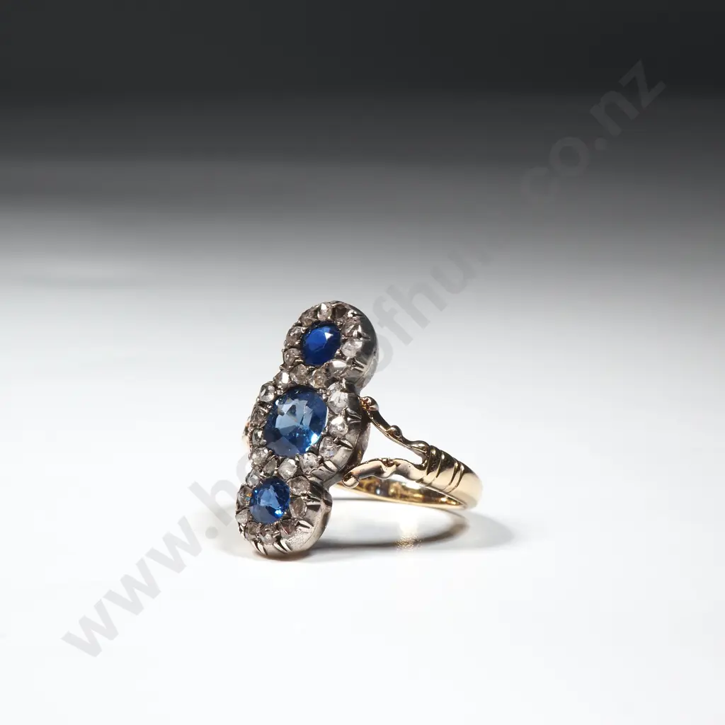 Spectacular Antique 15ct Gold, Diamond & Three Sapphire Ring Image 1++