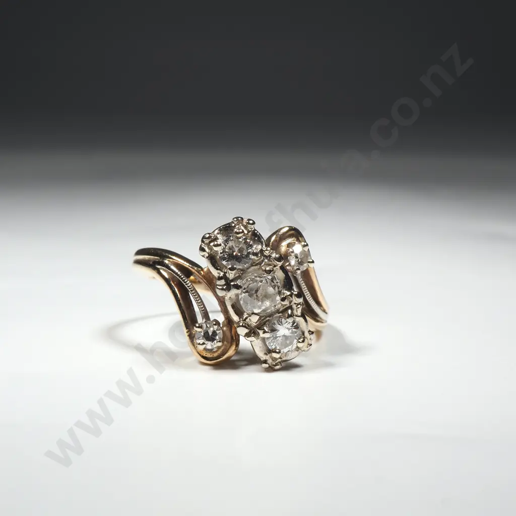 Vintage 14ct Gold Diamond Ring w Valuation for $4,400.00 Image 1++