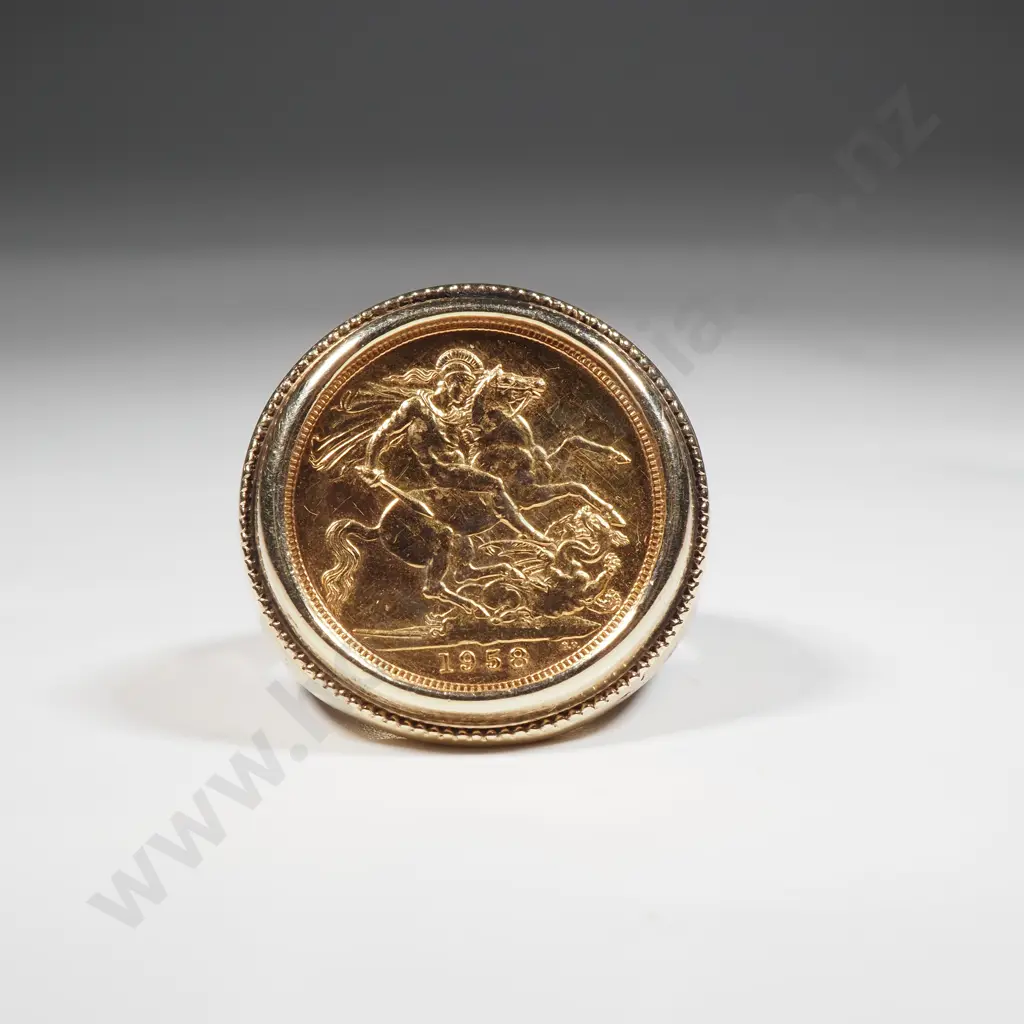 1958 Full Gold Sovereign Ring in Substantial 9ct Gold Mount Image 1++