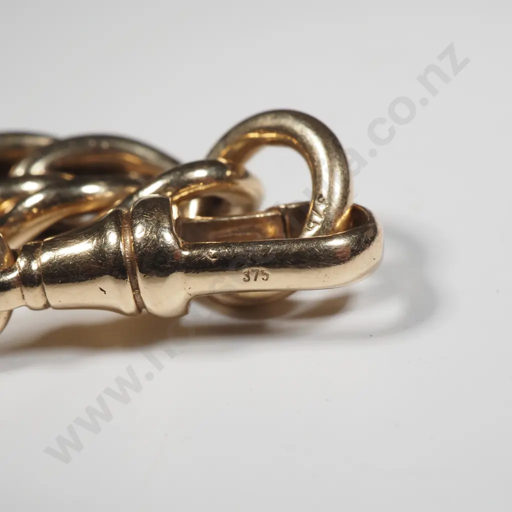 Substantial 9ct Gold Tight Curb Link Braceet Image 1++