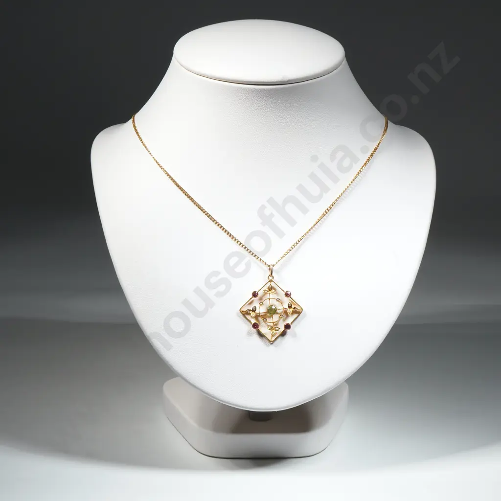 Antique 9ct Gold Pendant on 9ct Gold Chain Image 1++