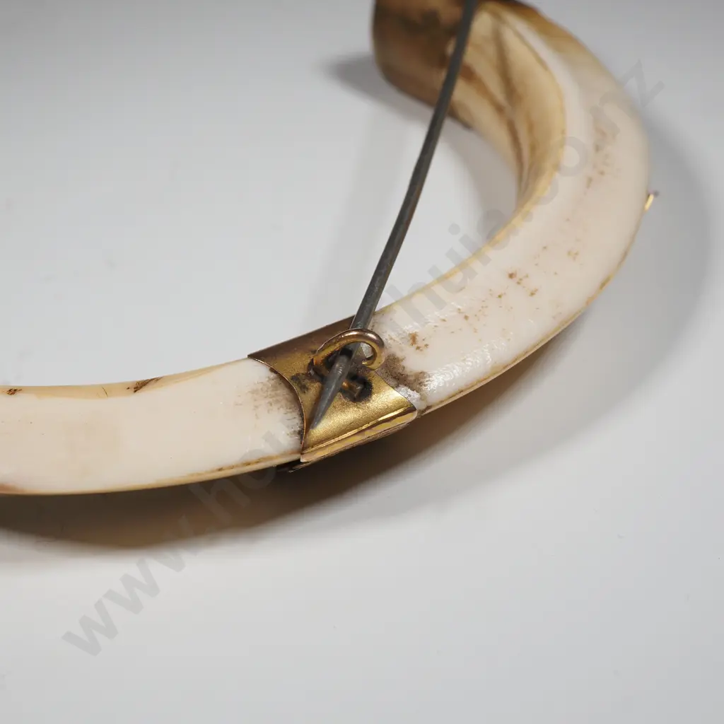 Large Antique 9ct Gold Mounted Colonial Boer Tusk Brooch  Image 1++