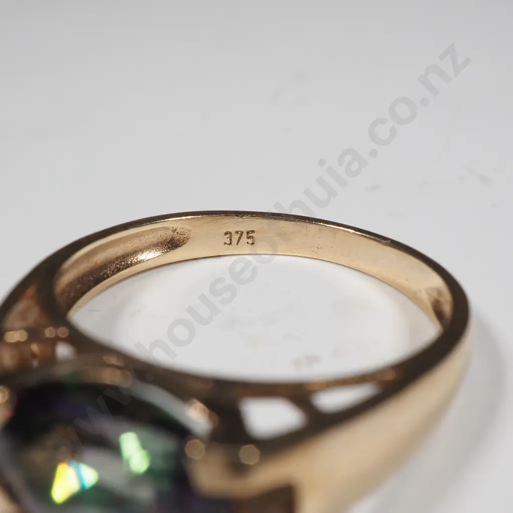 9ct Gold Mystic Topaz Ring Image 1++