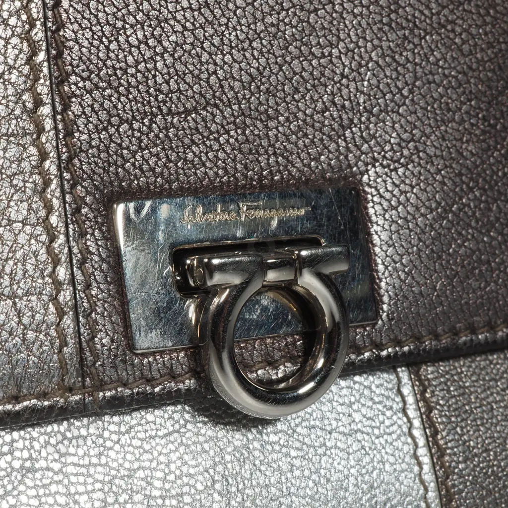 SALVATORE FERRAGAMO Gancini Continental Metallic Wallet Image 1++