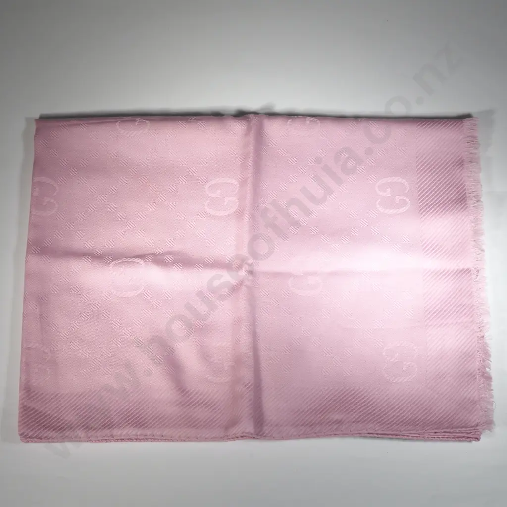 GUCCI Pink Silk & Wool Blend Shawl Image 1++