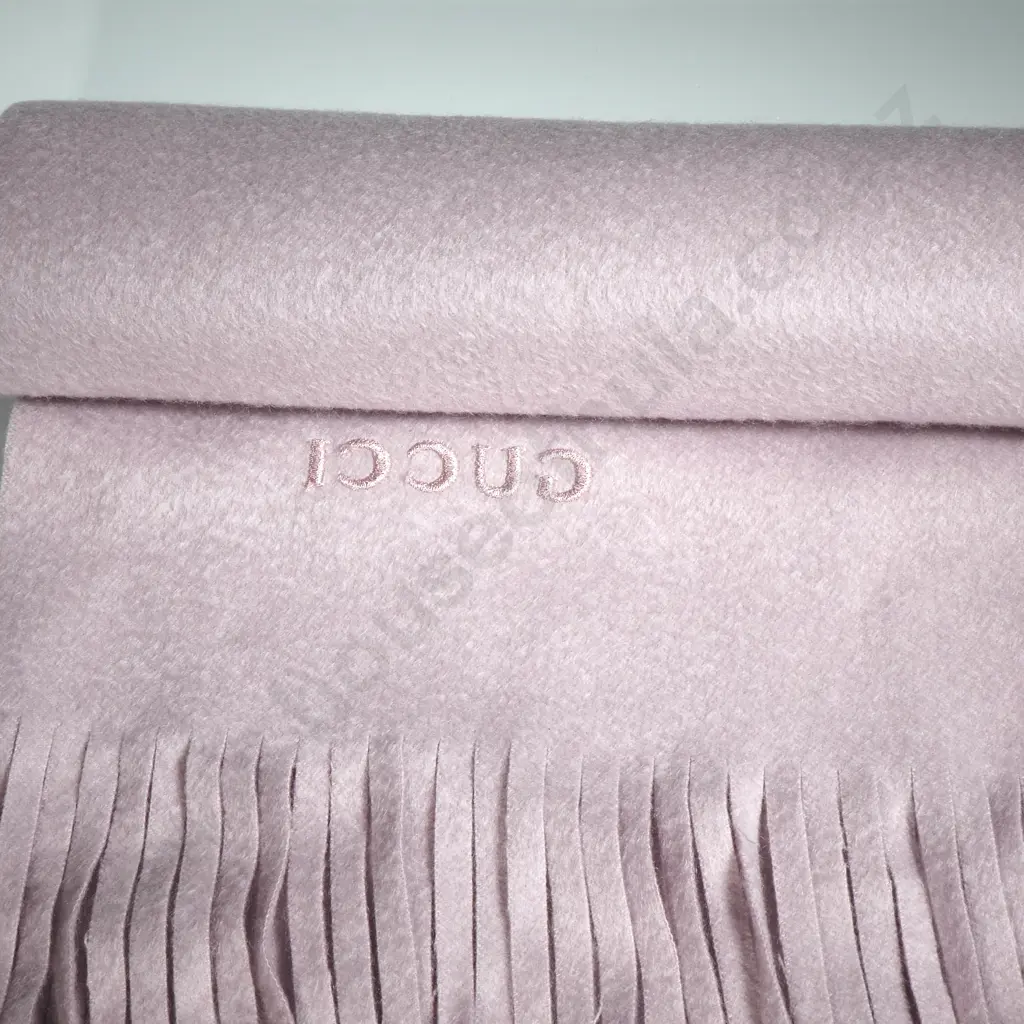 GUCCI Fringe Scarf Lilac Image 1++