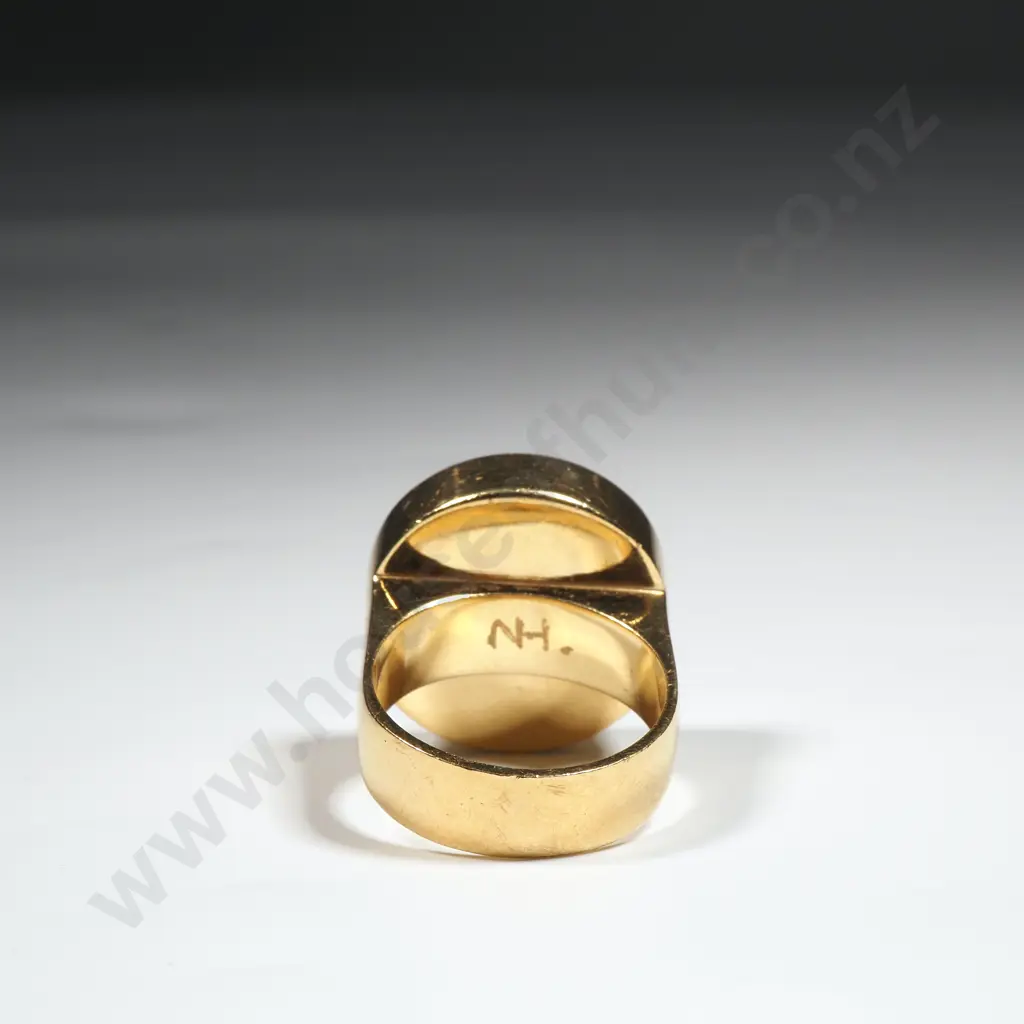 Substantial Modernist 18ct Gold Diamond & Lapis Lazuli Ring Image 1++