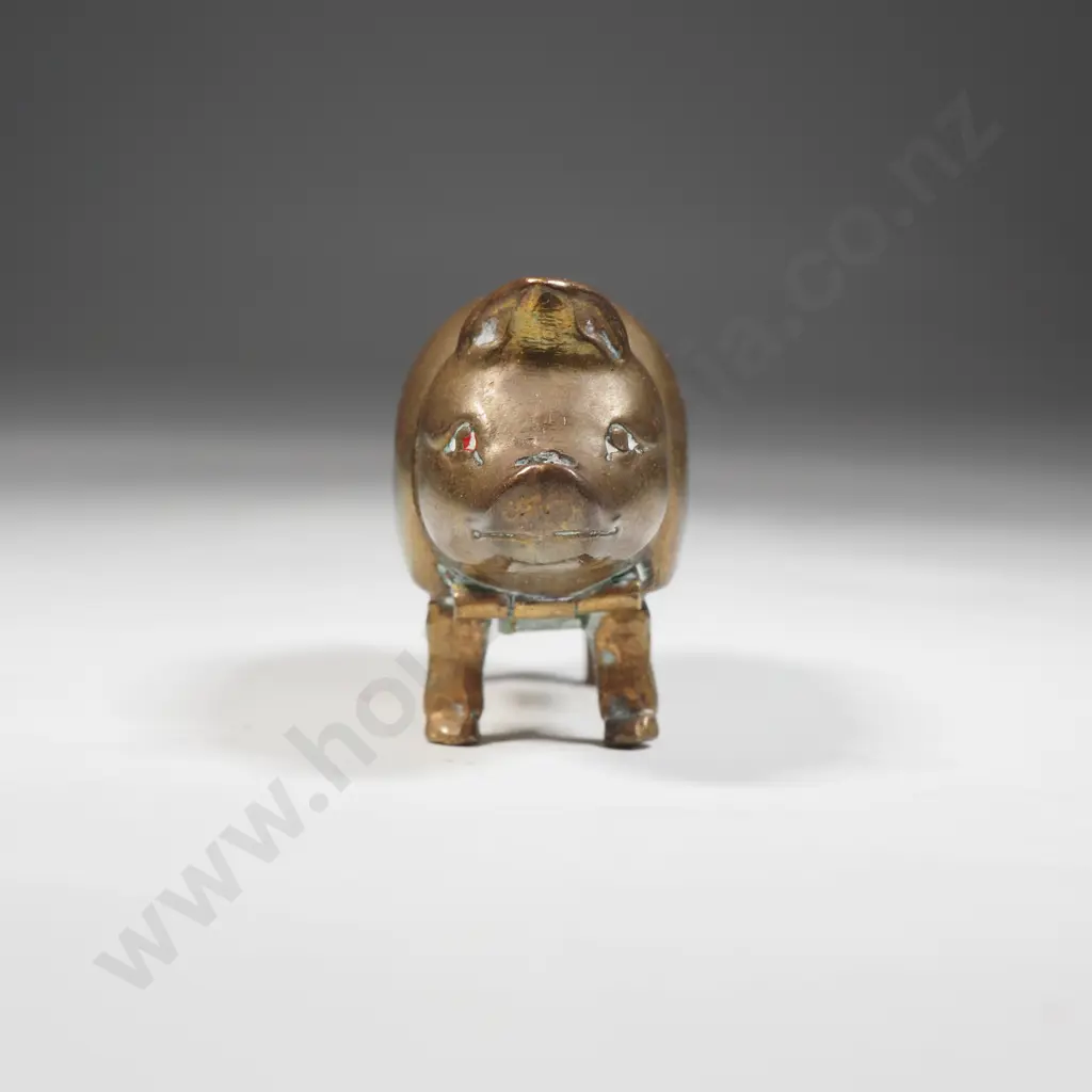 Brass Figural Pig Vesta Case Image 1++