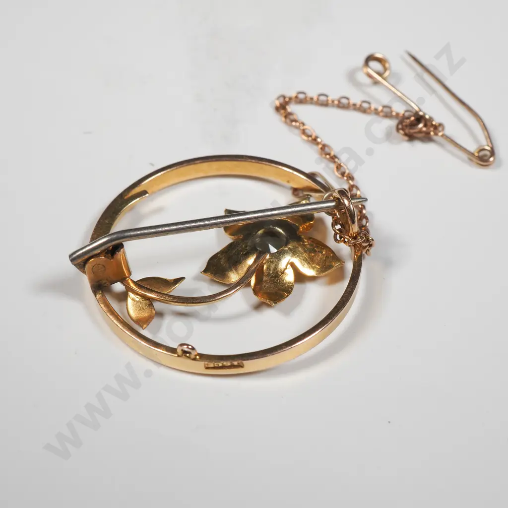 15ct Gold Aquamarine Flower Brooch Image 1++