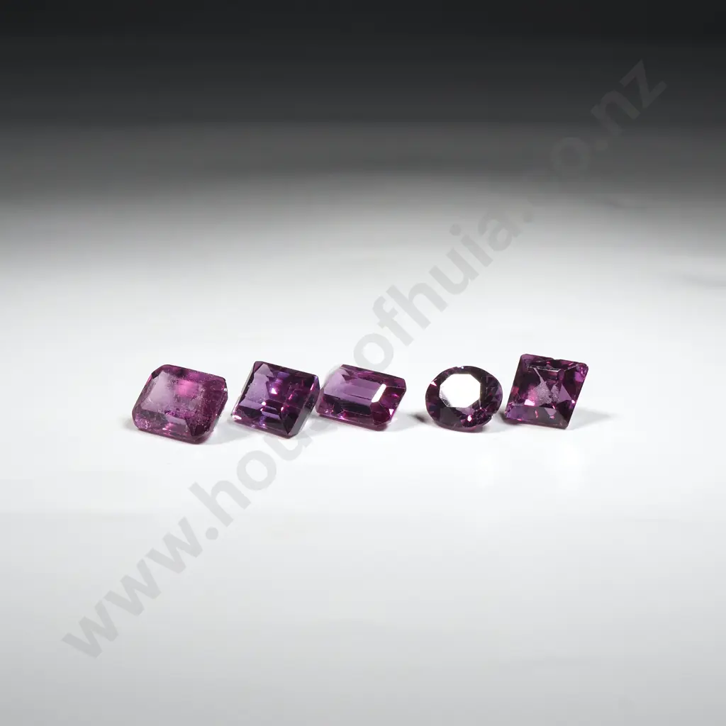 Ex-jewellers Stock: Assorted Cut Purple Stones Image 1++