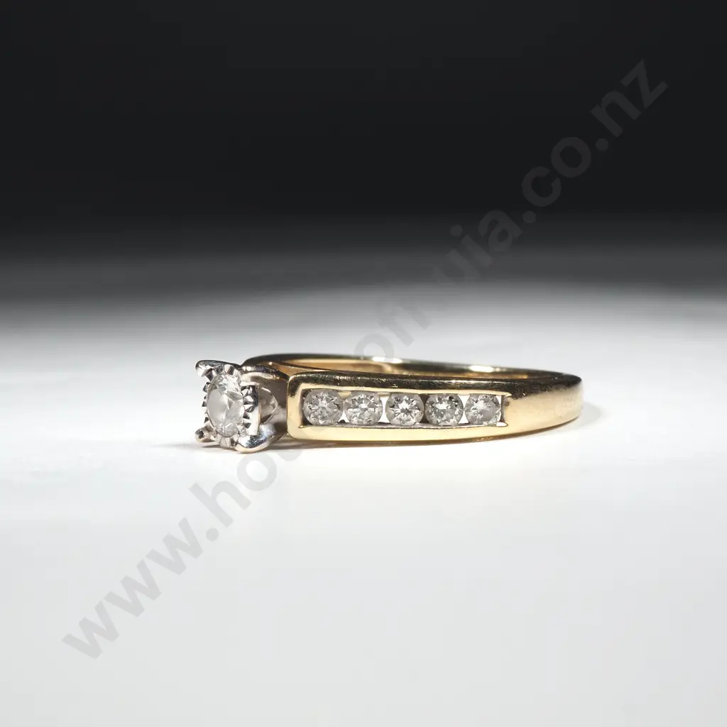 14ct Gold Diamond Solitaire Ring Image 1++
