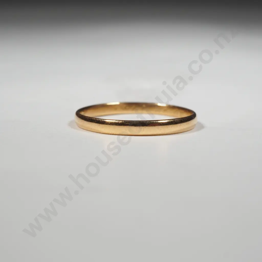 22ct Gold Wedding Band w English Hallmarks Image 1++