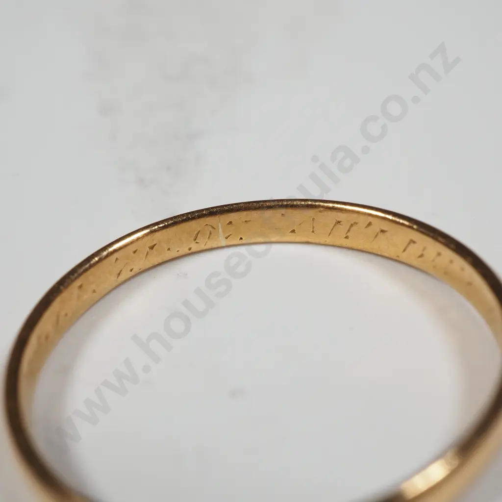 22ct Gold Wedding Band w English Hallmarks Image 1++