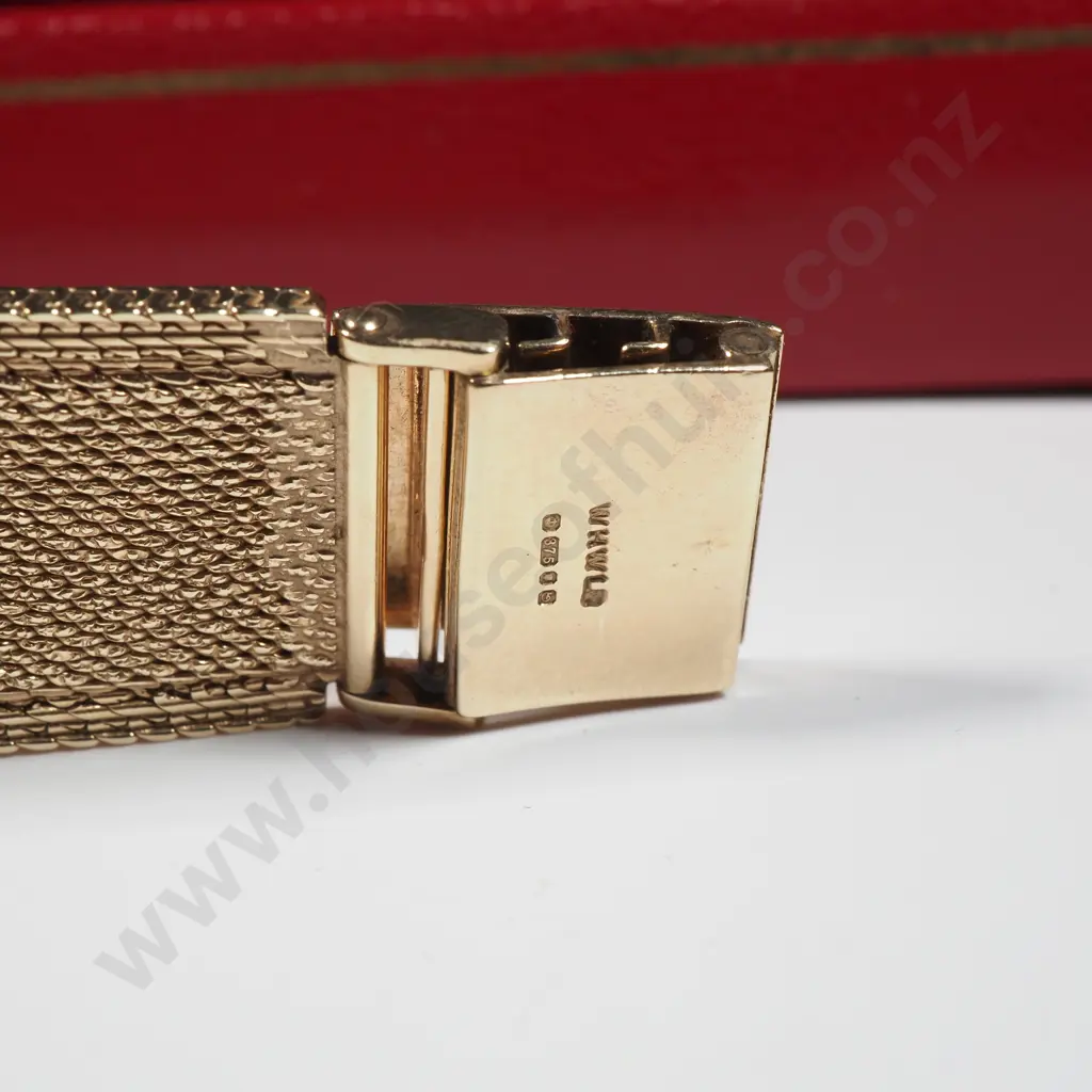 Solid 9ct Gold Omega Wrist Watch in Original Box Image 1++