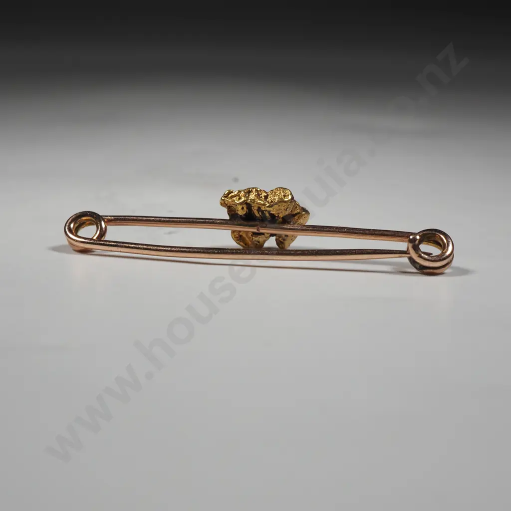 9ct Gold Bar Brooch w High Purity Gold Nugget Image 1++
