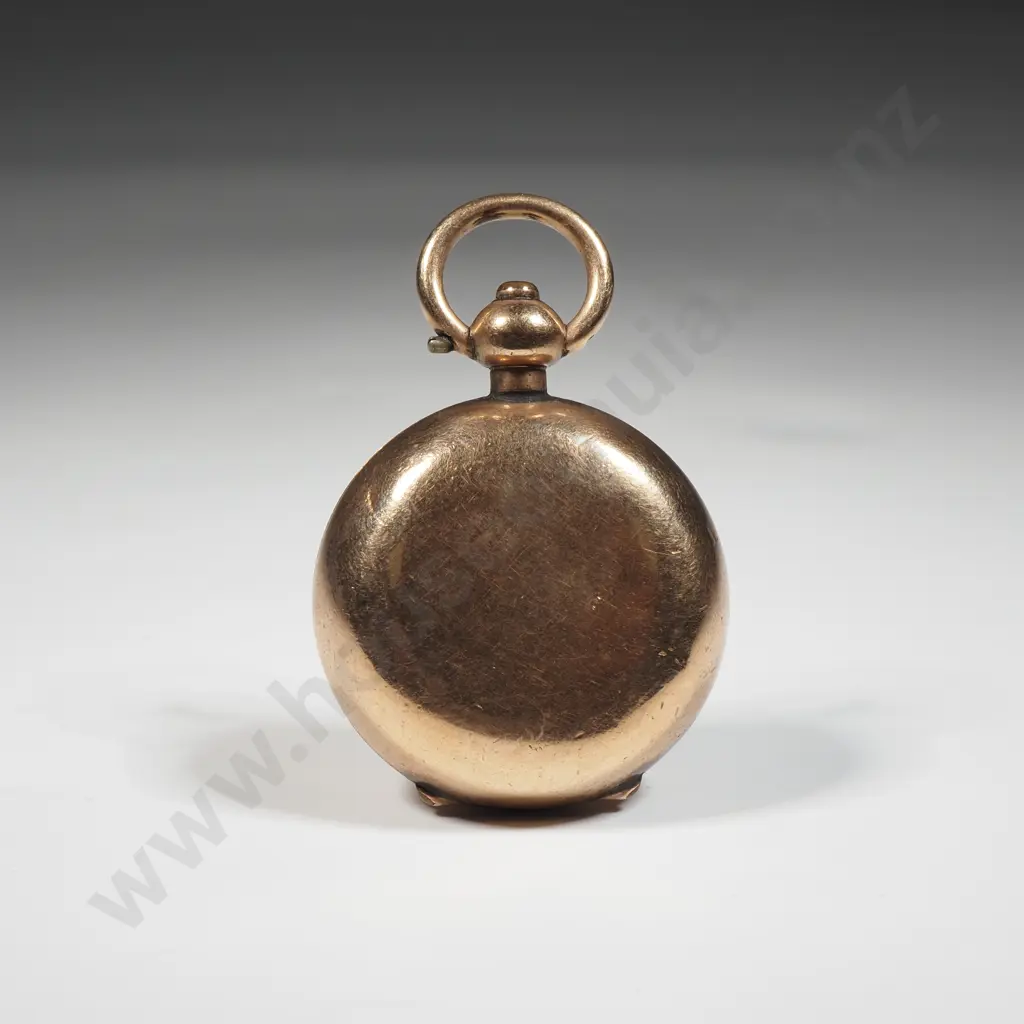 Rolled Gold Engraved Sovereign Case. Image 1++