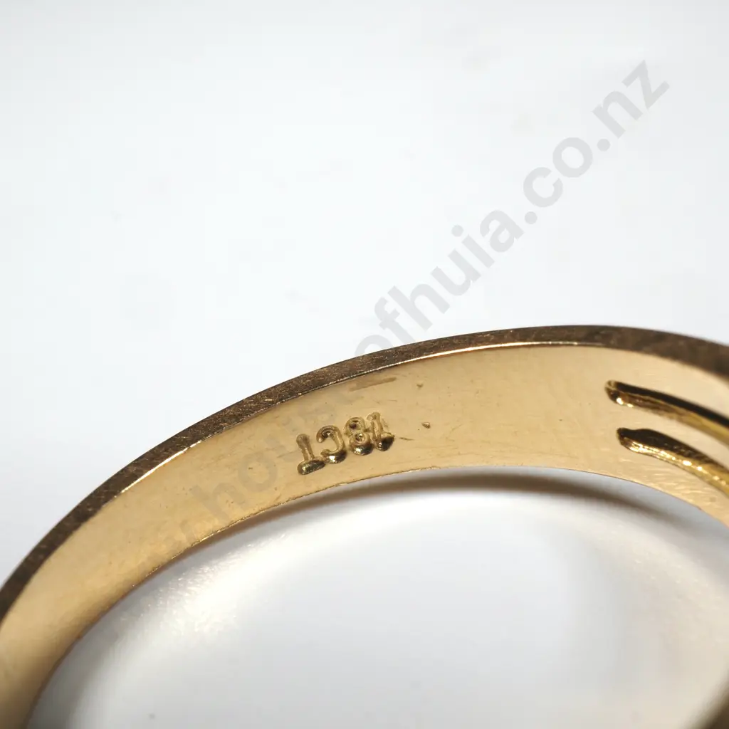 18ct Gold Solitaire Diamond Ring- Evaluation of $3,790 Image 1++