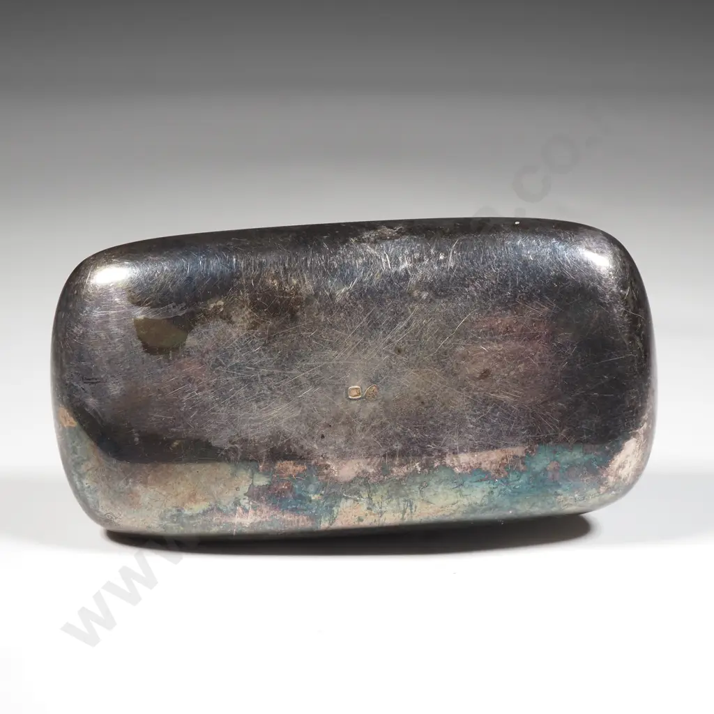 Portuguese Sterling Silver Hinged Snuff Box with Hunting Scene Decoration To Lid Image 1++