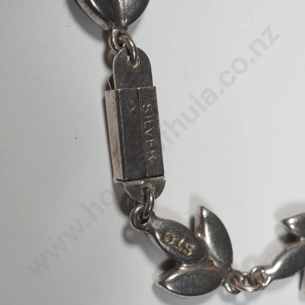 Sterling Silver Paua Shell Bracelet With Interlocking Leaf Design  Image 1++