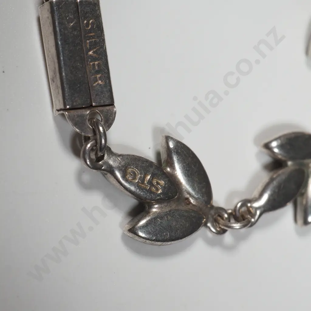 Sterling Silver Paua Shell Bracelet With Interlocking Leaf Design  Image 1++