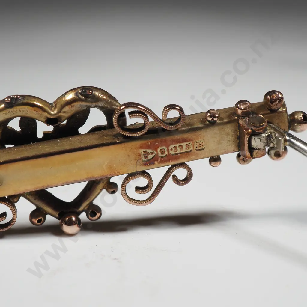 Antique 9ct Gold Heart & Flowers Bar Brooch  Image 1++