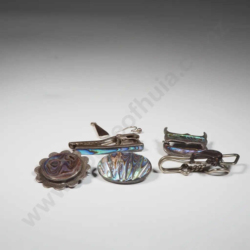 Assorted New Zealand Sterling Silver & Paua Jewellery Image 1++
