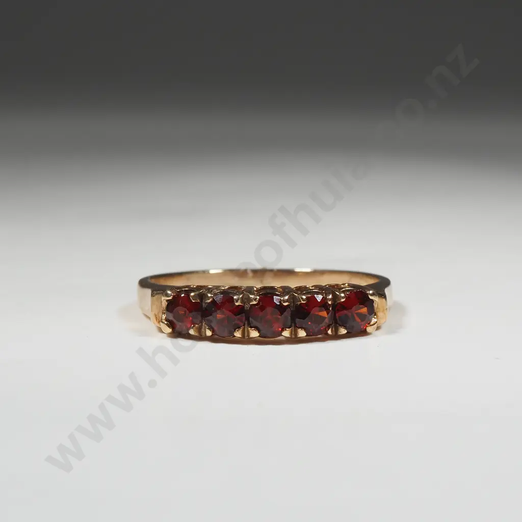 9ct Gold & Gem Ring Image 1++