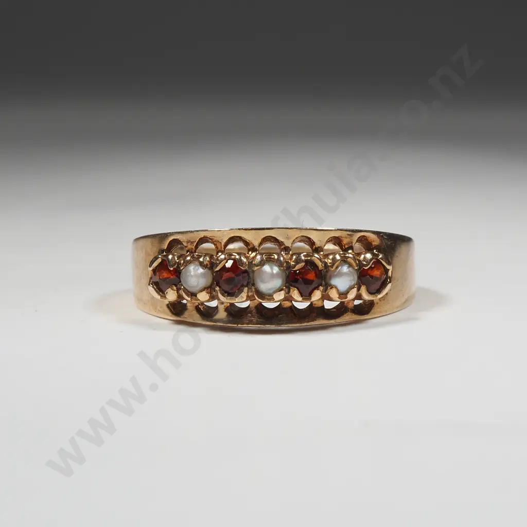 9ct Gold Gem Ring Image 1++