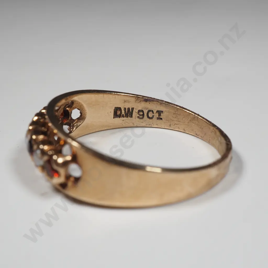 9ct Gold Gem Ring Image 1++