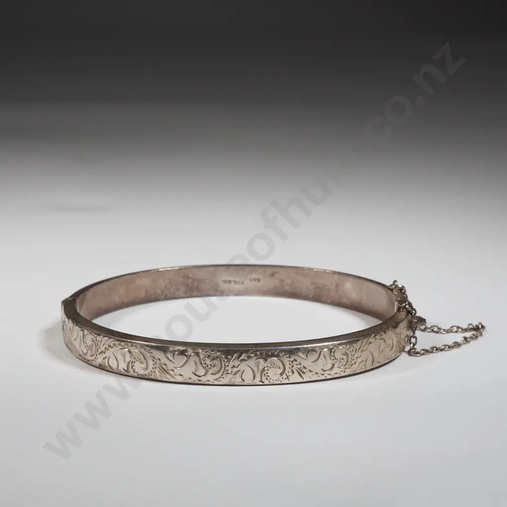 Sterling Silver Snap Bracelet with Engraved Decoration Image 1++