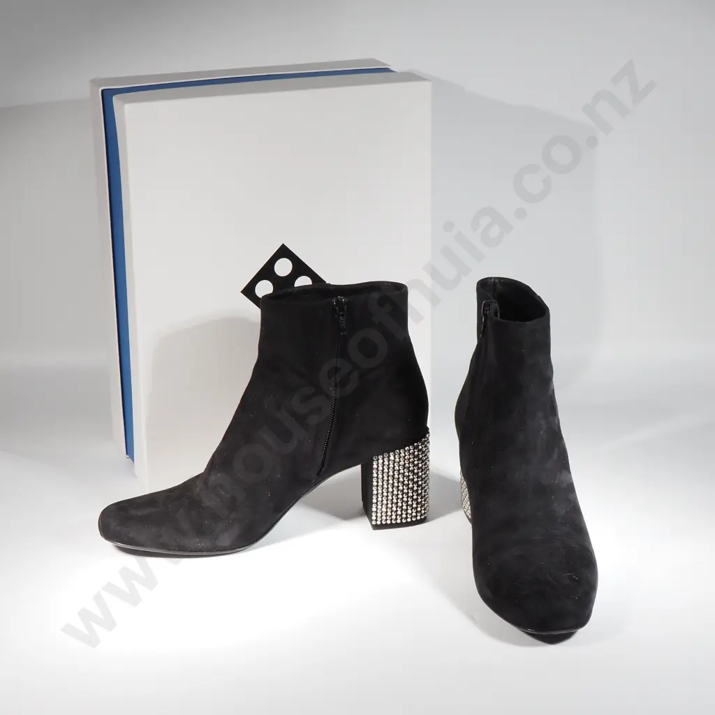 SAINT LAURENT Suede Embellished Hell Boot (41) Image 1++