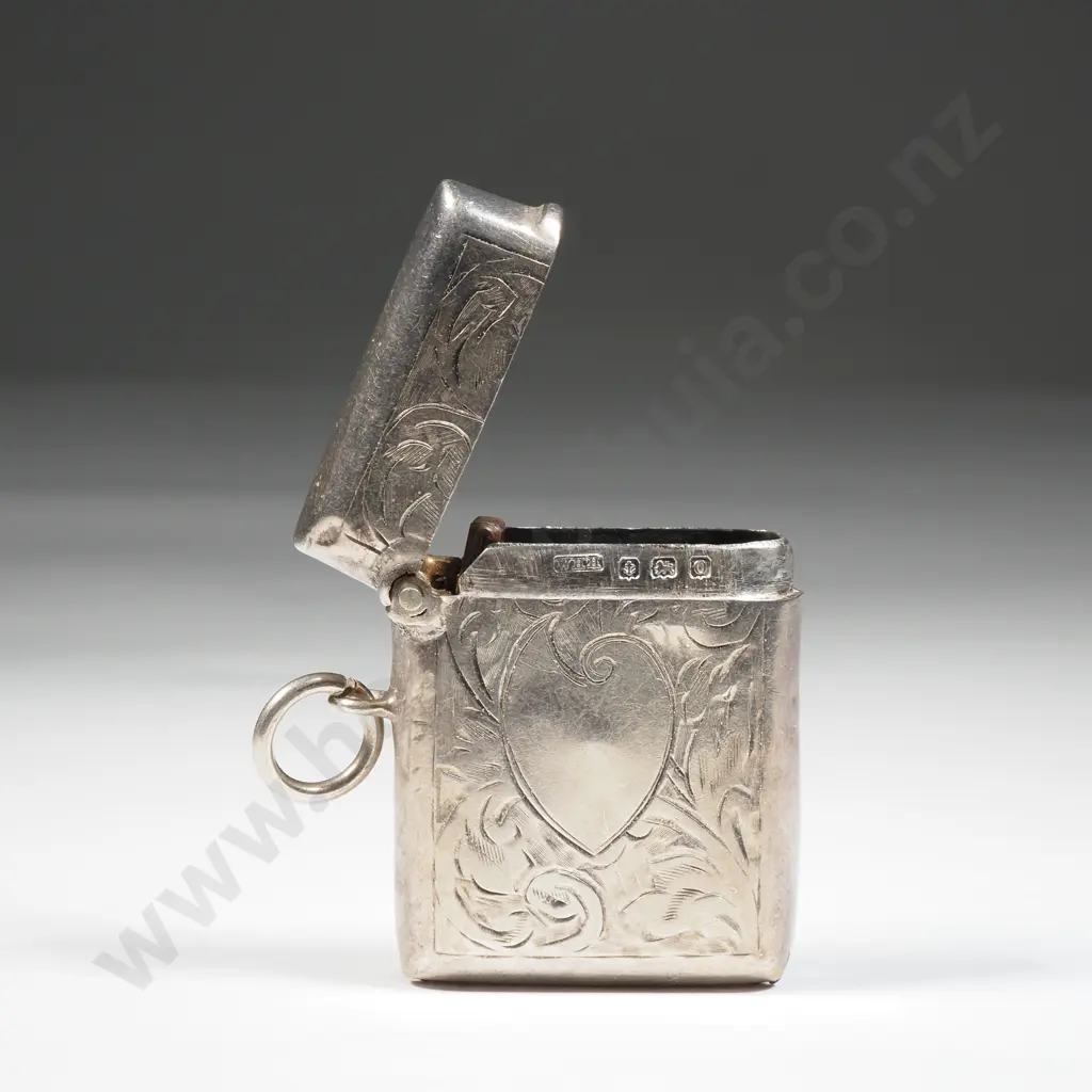Sterling Silver Vesta Box with Scroll Decoration & Empty Cartouche Image 1++