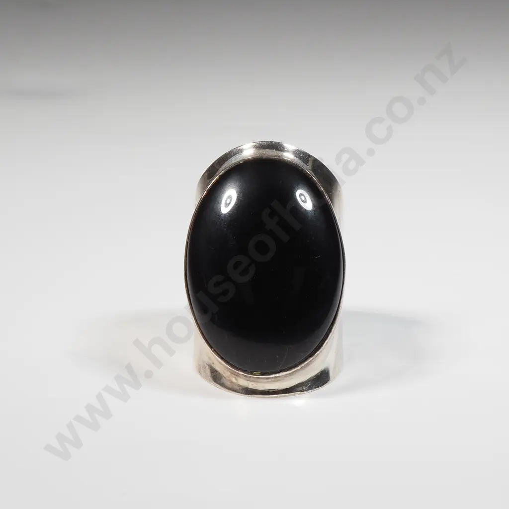 Sterling Silver Modernist Style Ring Set With A Large Black Oval Stone Image 1++