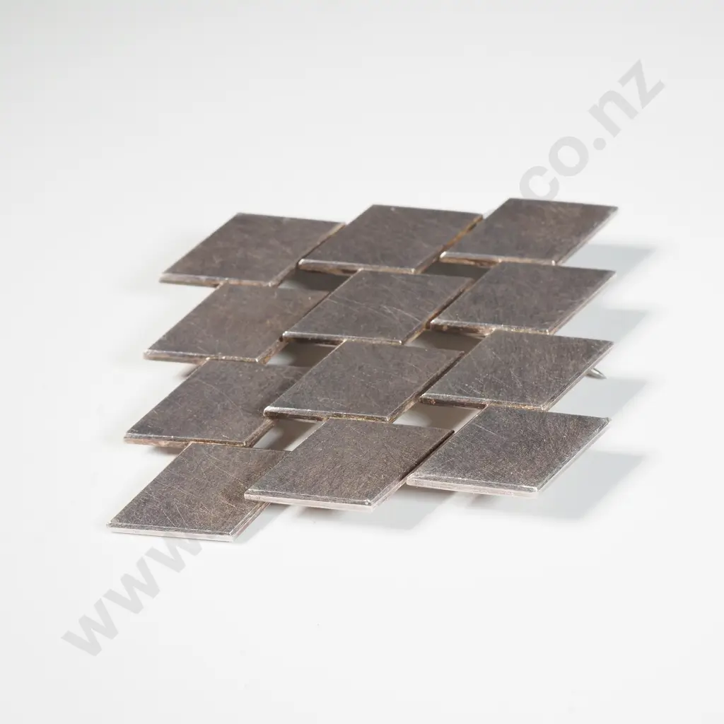 Substantial Tessellated Sterling Silver Brooch Image 1++