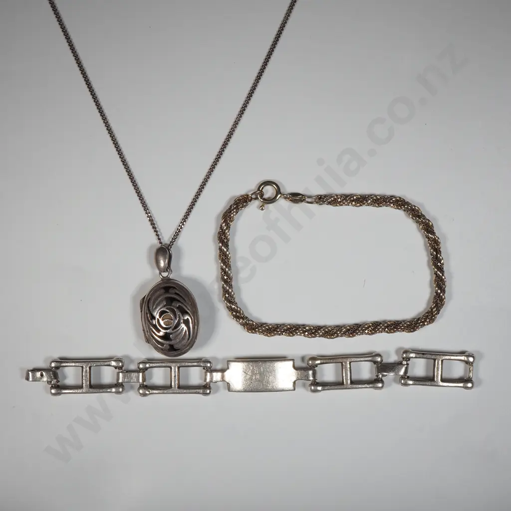 Three Sterling Silver  Items - An Oval Enamel Locket & Chain, Twisted Rope Bangle & A H Link Bracelet Image 1++