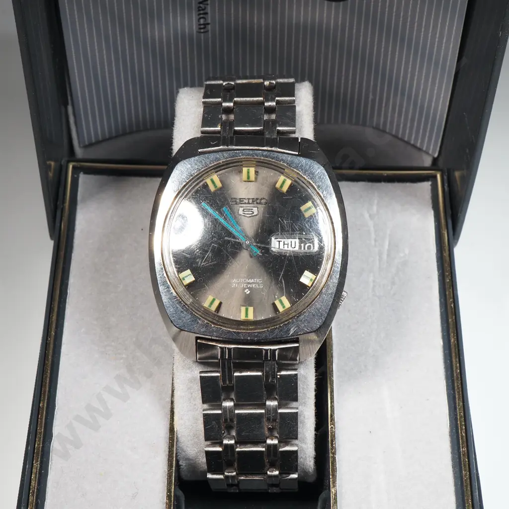 Cased Seiko Automatic Wrist Watch Image 1++