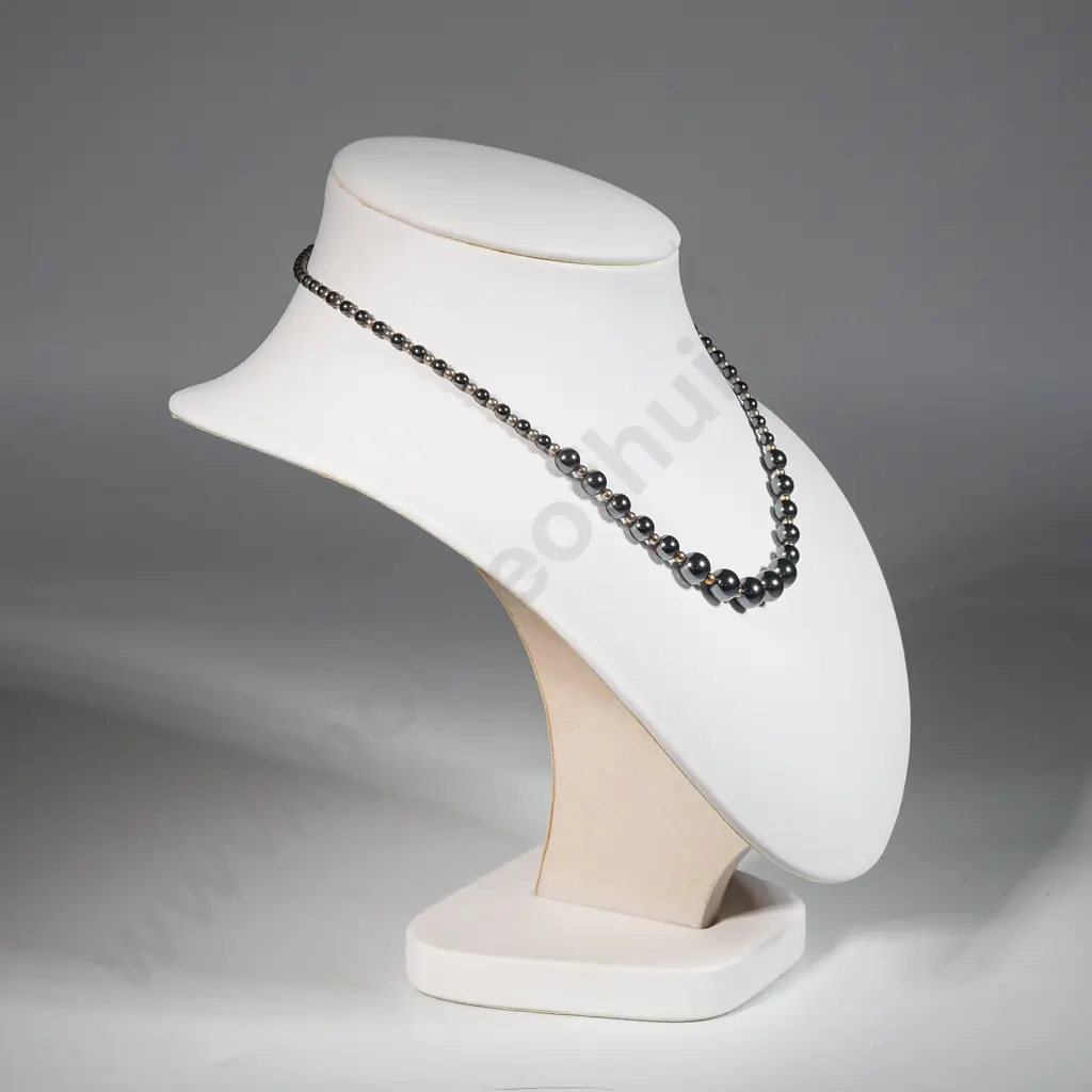 Hermitite & Copper Tone Bead Necklace. Image 1++