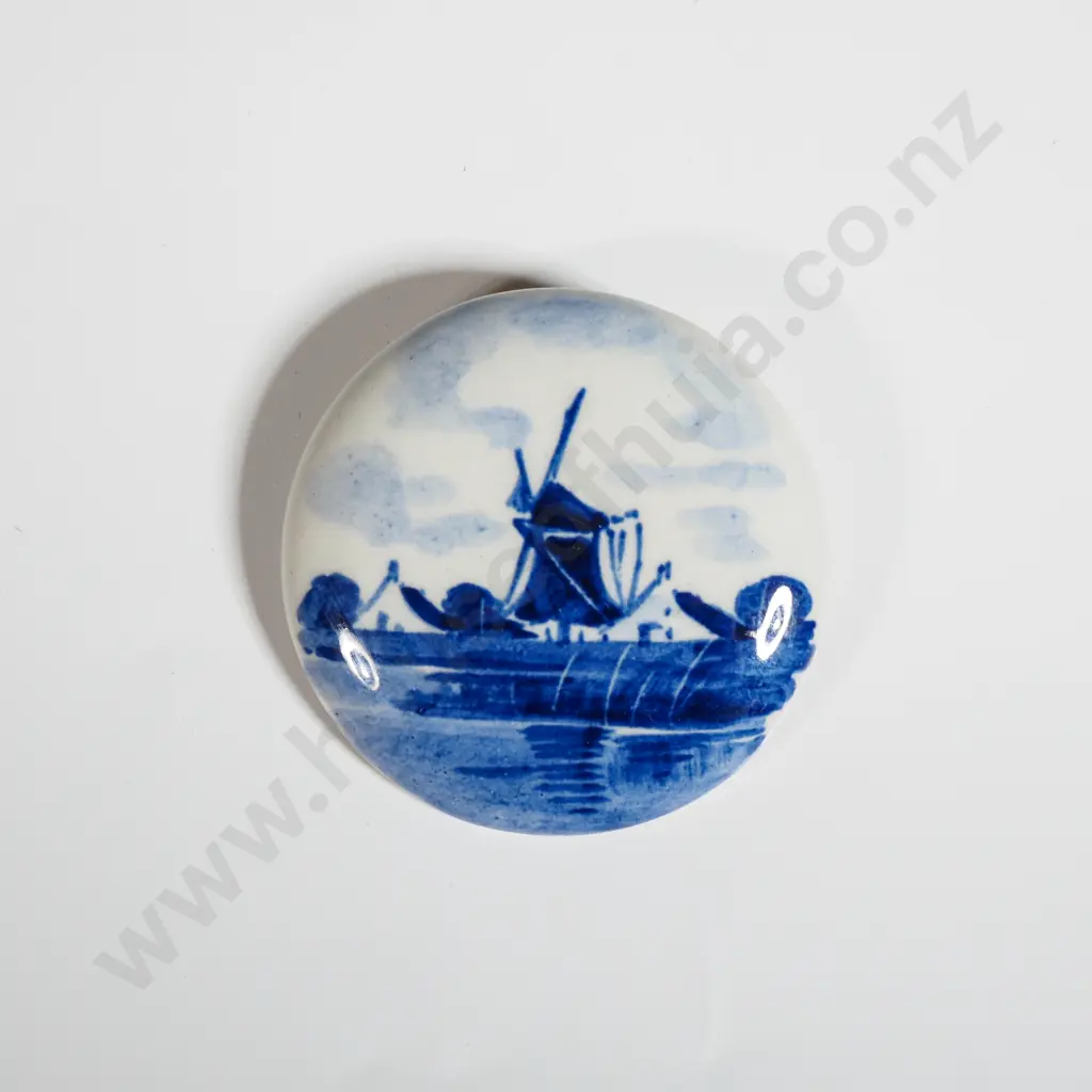 Delft Brooch Image 1++