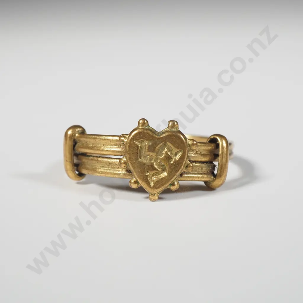 Vintage LImoges Oval Brooch With Brass Frame & A Isle Of Manx (Three Legs)  Brass Ring In Vintage Leather Box Image 1++